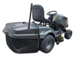 Black Edition 175/92 H Rasentraktor by MTD inkl. Schneeschild 120 Plus – Detailansicht