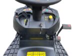 STIGA Black Edition Pro 225/92 Twin H Rasentraktor mit Winterpaket 120 Plus – Detailansicht