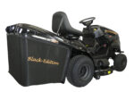 STIGA Black Edition Pro 226/102 Twin H Gartentraktor – Detailansicht