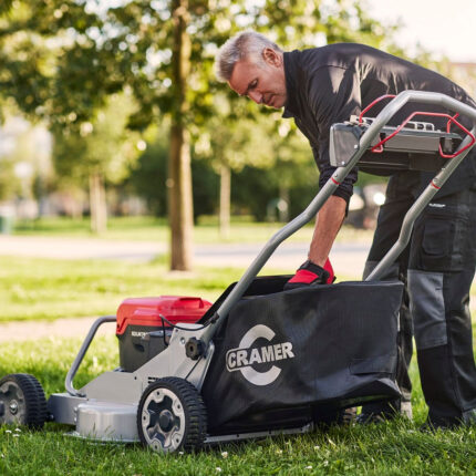Cramer 82LM76S Akku-Rasenmäher ohne Akku | Ladegerät – Detailansicht