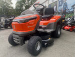 Husqvarna TC 114 Rasentraktor inkl. Winterpaket 110 Plus – Detailansicht