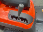 Husqvarna TC 114 Rasentraktor inkl. Winterpaket 110 Plus – Detailansicht