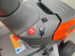 Husqvarna TC 114 Rasentraktor inkl. Winterpaket 110 Plus – Detailansicht