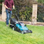 Rasenmäher mit 2 Batterien MAKITA DLM432PT2 - 18V - 5 Ah - 43 cm – Detailansicht