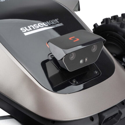 Sunseeker kabelloser Mähroboter X9 für Sportplätze und Großflächen (mit Allrad) – Detailansicht
